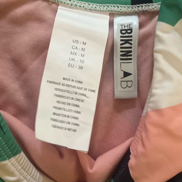 The Bikini Lab High Waisted Bathing Suit Bottoms 🌵Medium - Picture 4 of 5